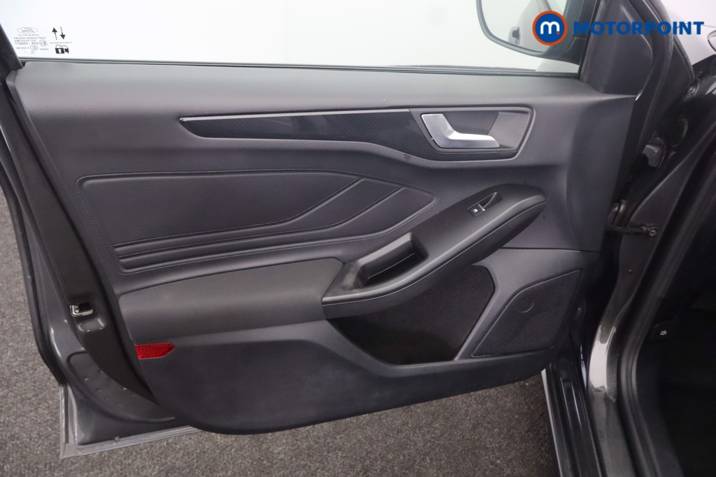 Ford Focus St-Line Manual Petrol Hatchback - Stock Number (1640778) - 28th supplementary image