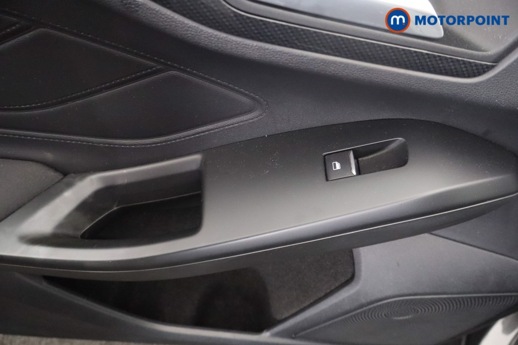 Ford Focus St-Line Manual Petrol Hatchback - Stock Number (1640778) - 30th supplementary image
