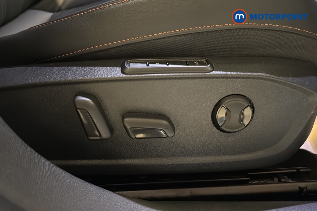 Cupra Formentor V2 Manual Petrol SUV - Stock Number (1641578) - 23rd supplementary image