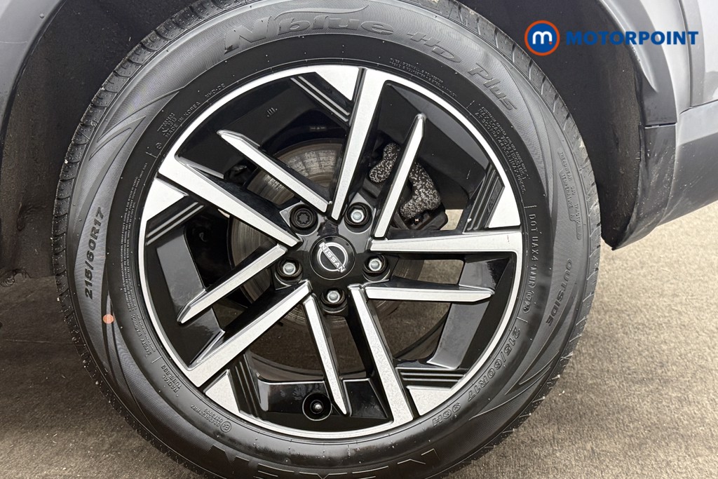 Nissan Juke N-Connecta Automatic Petrol SUV - Stock Number (1642453) - 2nd supplementary image
