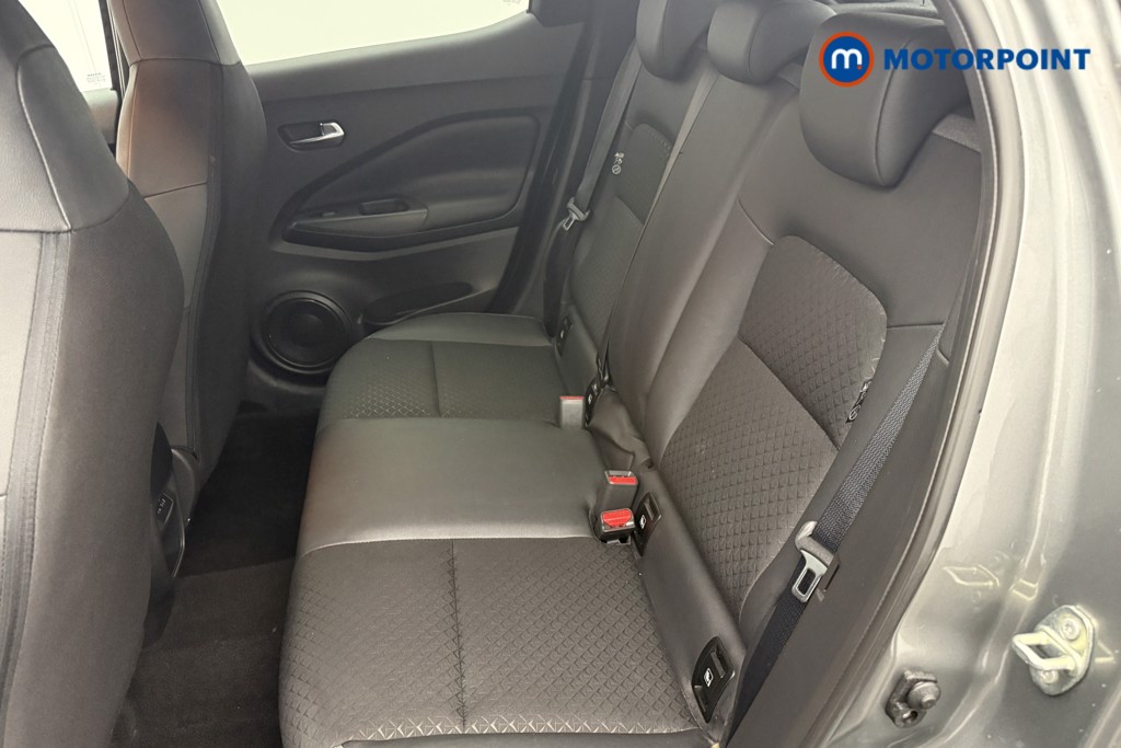Nissan Juke N-Connecta Automatic Petrol SUV - Stock Number (1642453) - 7th supplementary image