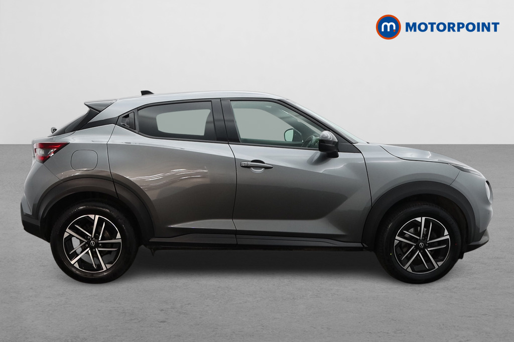 Nissan Juke N-Connecta Automatic Petrol SUV - Stock Number (1642453) - Drivers side