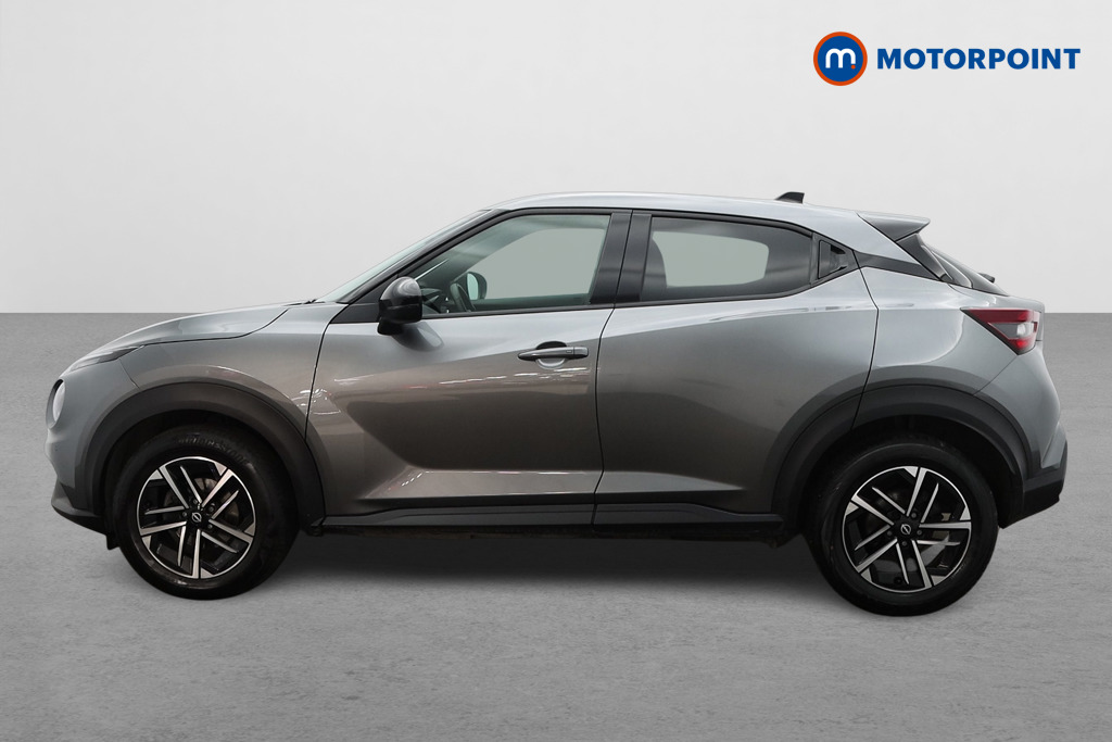 Nissan Juke N-Connecta Automatic Petrol SUV - Stock Number (1642453) - Passenger side