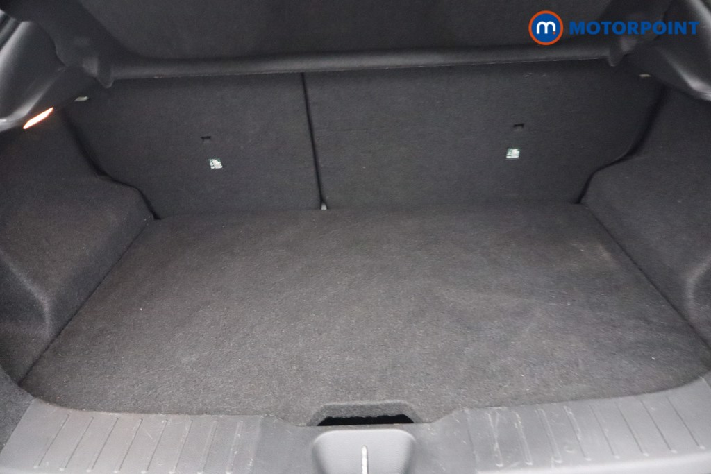 Nissan Juke Tekna Manual Petrol SUV - Stock Number (1644152) - 6th supplementary image