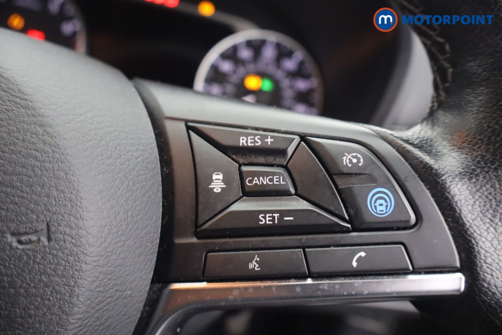 Nissan Juke Tekna Manual Petrol SUV - Stock Number (1644152) - 15th supplementary image
