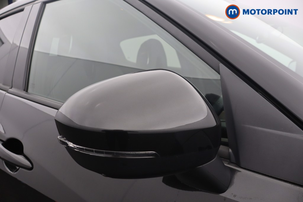 Nissan Juke Tekna Manual Petrol SUV - Stock Number (1644152) - 22nd supplementary image
