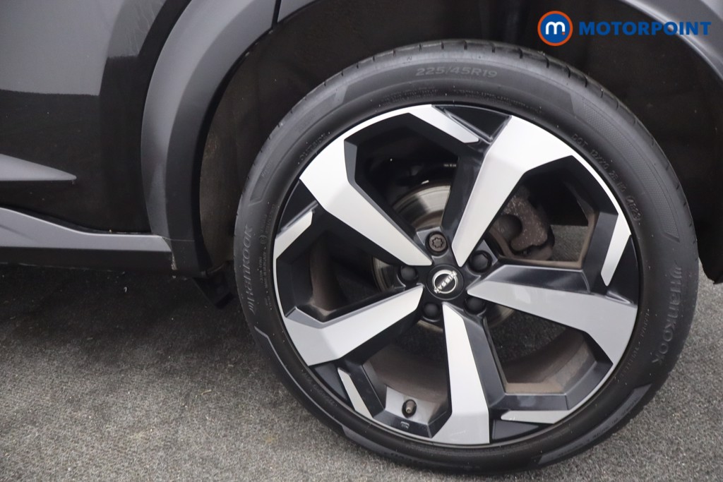 Nissan Juke Tekna Manual Petrol SUV - Stock Number (1644152) - 29th supplementary image