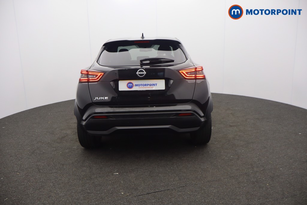 Nissan Juke Tekna Manual Petrol SUV - Stock Number (1644152) - 1st supplementary image