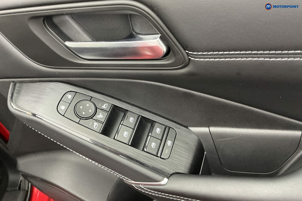 Nissan Qashqai N-Connecta Automatic Petrol-Electric Hybrid SUV - Stock Number (1644514) - 25th supplementary image