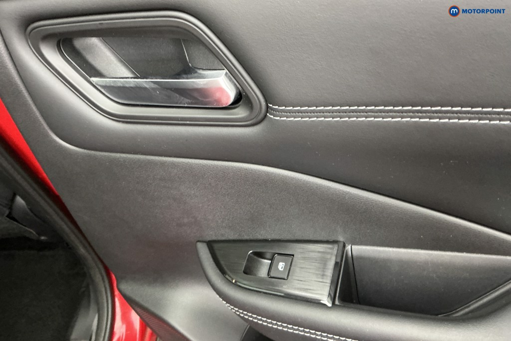 Nissan Qashqai N-Connecta Automatic Petrol-Electric Hybrid SUV - Stock Number (1644514) - 27th supplementary image