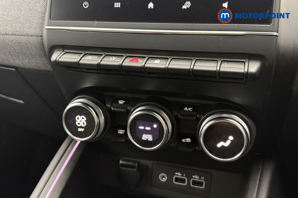 Renault Clio Techno Manual Petrol Hatchback - Stock Number (1644539) - 23rd supplementary image