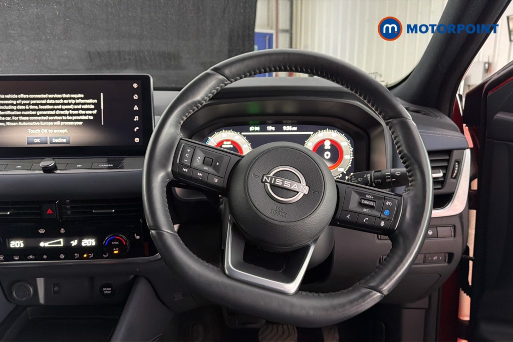 Nissan Qashqai Tekna Automatic Petrol-Electric Hybrid SUV - Stock Number (1644619) - 2nd supplementary image