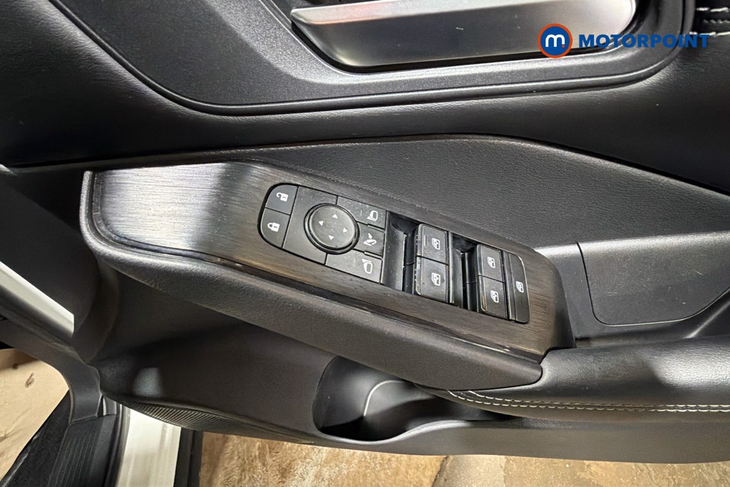 Nissan Qashqai Acenta Premium Automatic Petrol SUV - Stock Number (1644798) - 20th supplementary image