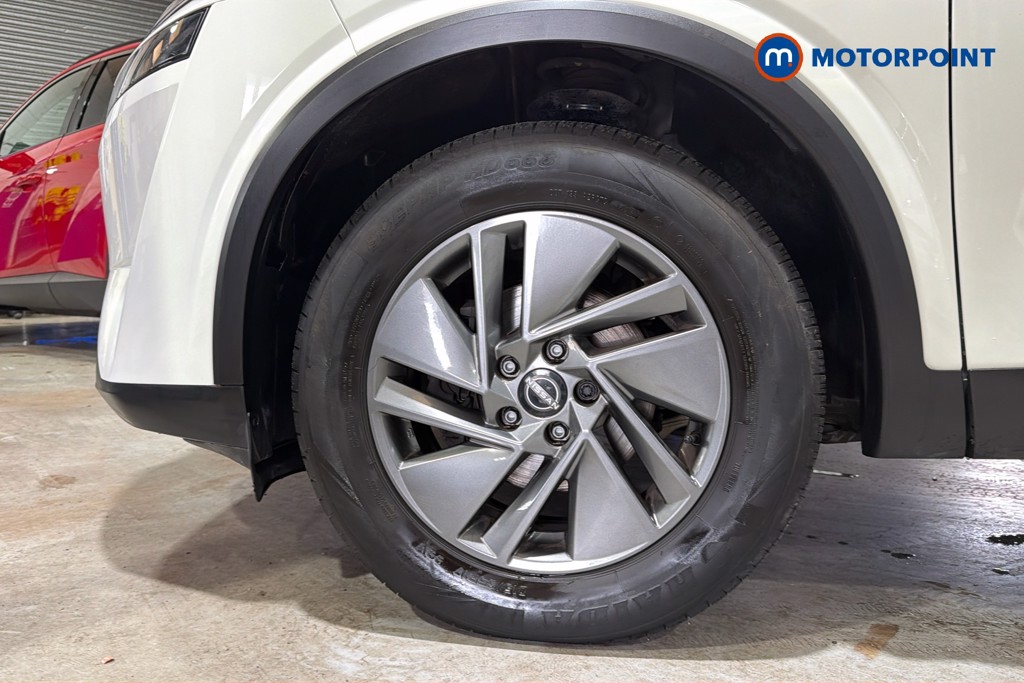 Nissan Qashqai Acenta Premium Automatic Petrol SUV - Stock Number (1644798) - 47th supplementary image