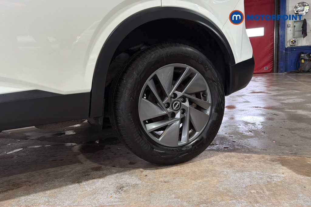 Nissan Qashqai Acenta Premium Automatic Petrol SUV - Stock Number (1644798) - 48th supplementary image