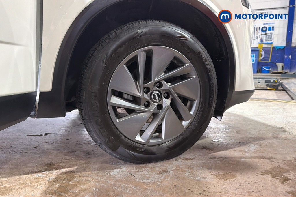 Nissan Qashqai Acenta Premium Automatic Petrol SUV - Stock Number (1644798) - 50th supplementary image
