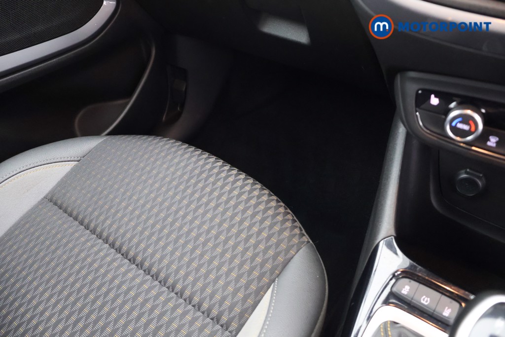 Vauxhall Crossland X Elite Nav Manual Petrol SUV - Stock Number (1644828) - 12th supplementary image
