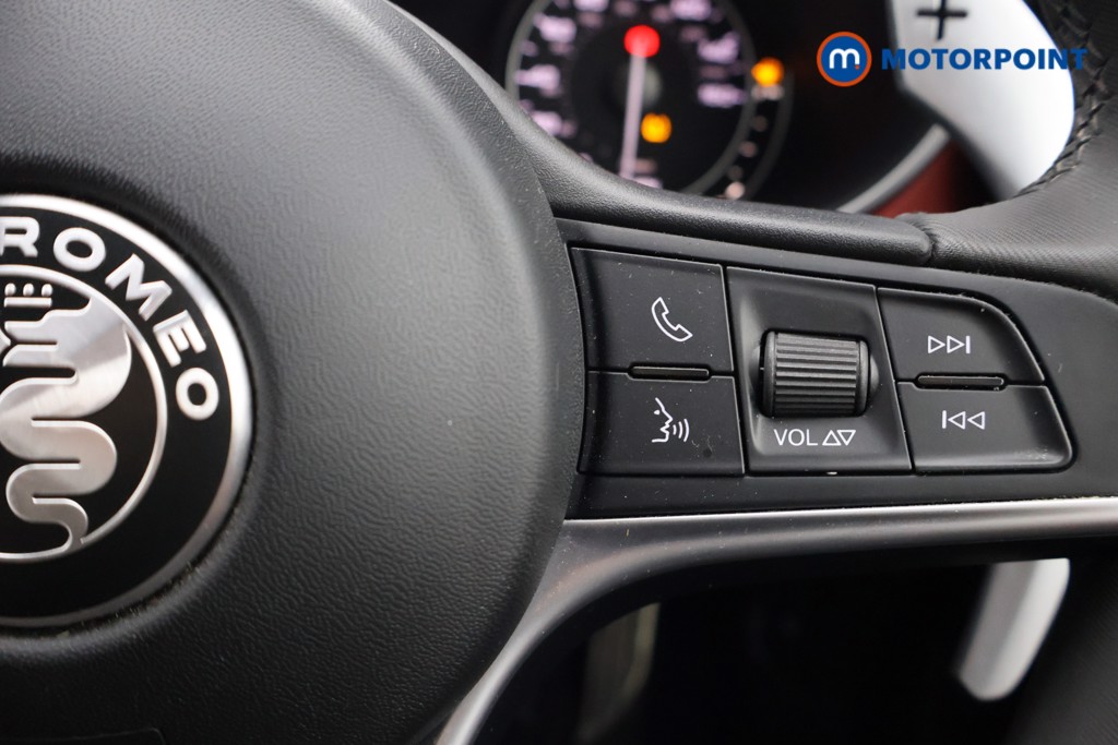 Alfa Romeo Stelvio TI Automatic Petrol SUV - Stock Number (1645873) - 3rd supplementary image