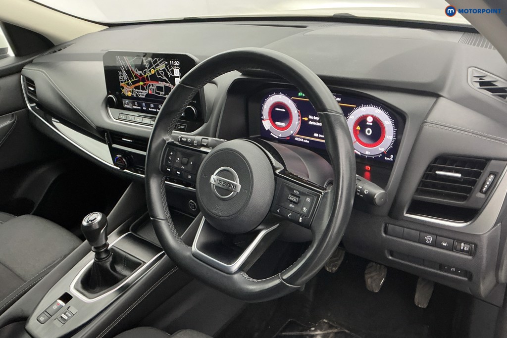 Nissan Qashqai N-Connecta Manual Petrol SUV - Stock Number (1645943) - 8th supplementary image
