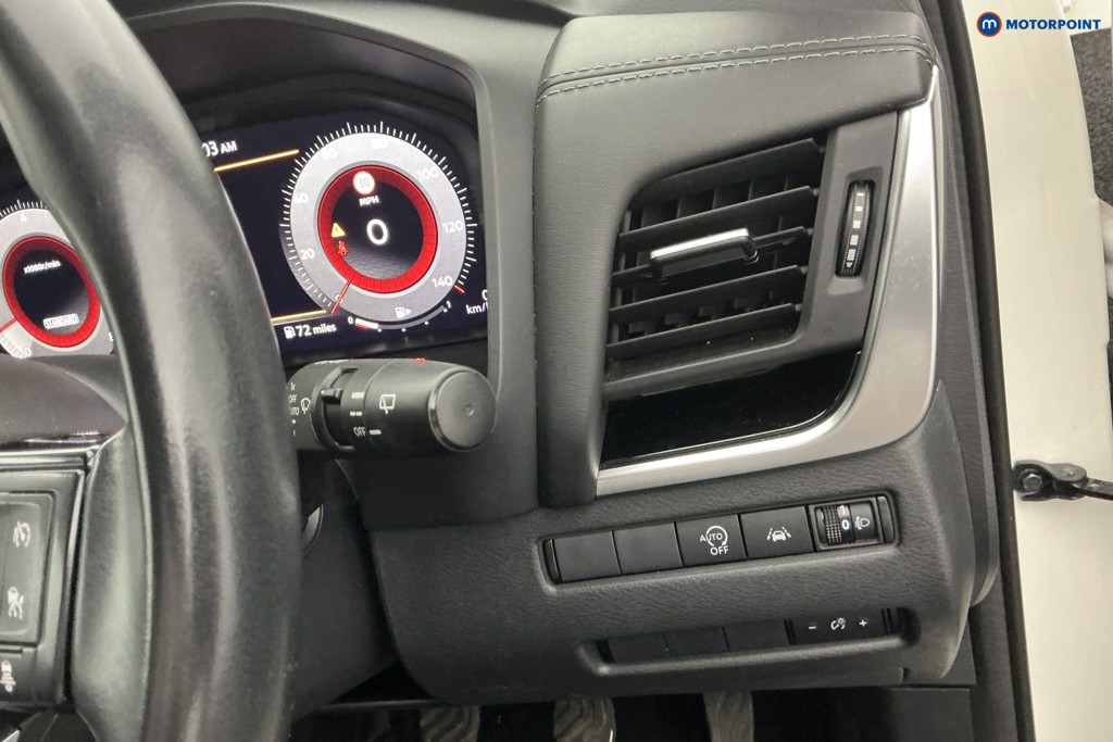 Nissan Qashqai N-Connecta Manual Petrol SUV - Stock Number (1645943) - 22nd supplementary image
