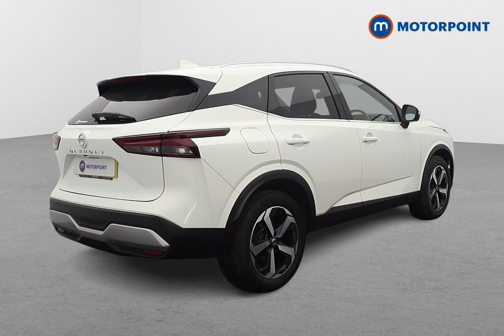 Nissan Qashqai N-Connecta Manual Petrol SUV - Stock Number (1645943) - Drivers side rear corner