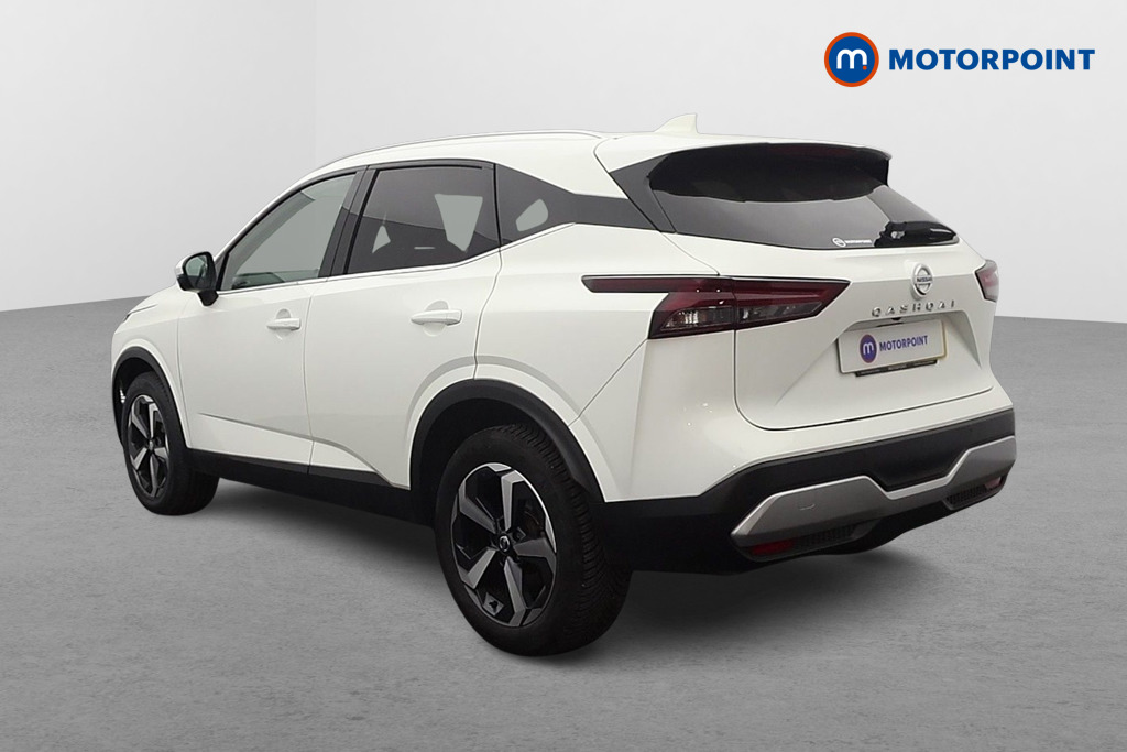 Nissan Qashqai N-Connecta Manual Petrol SUV - Stock Number (1645943) - Passenger side rear corner