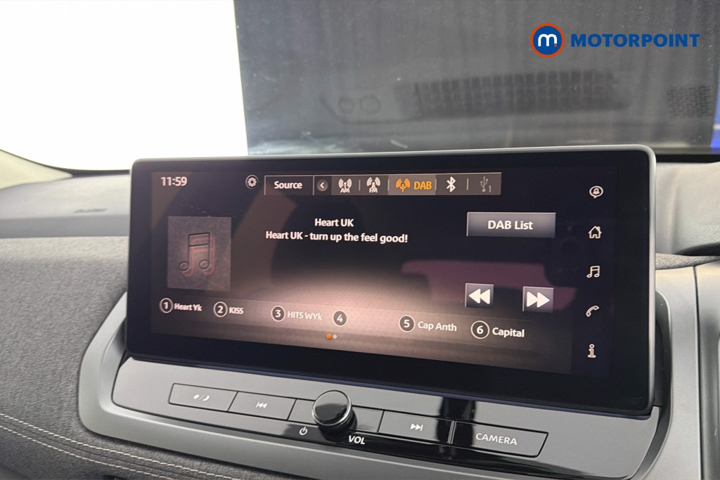 Nissan Qashqai Acenta Premium Manual Petrol SUV - Stock Number (1646437) - 9th supplementary image