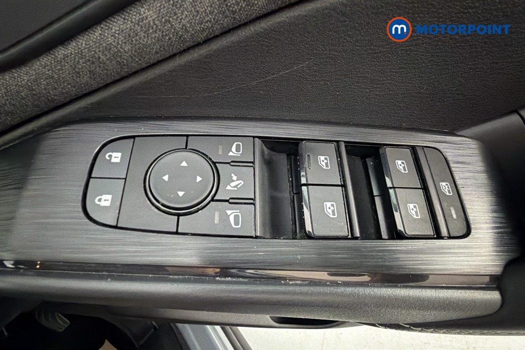 Nissan Qashqai Acenta Premium Manual Petrol SUV - Stock Number (1646437) - 20th supplementary image