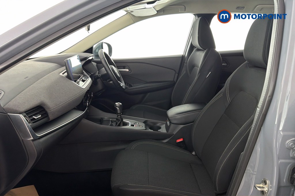 Nissan Qashqai Acenta Premium Manual Petrol SUV - Stock Number (1646437) - 22nd supplementary image