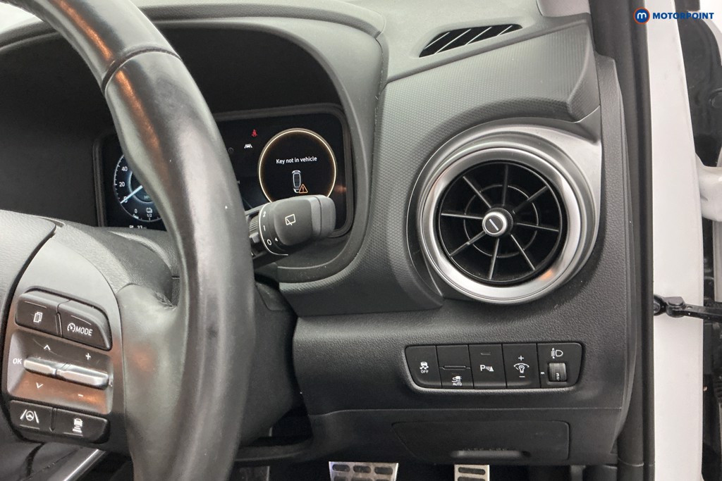 Hyundai Kona Premium Automatic Electric SUV - Stock Number (1646558) - 21st supplementary image