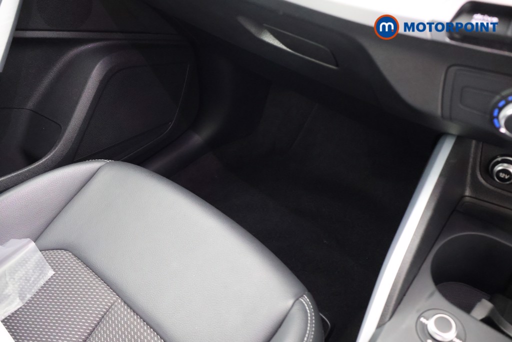 Audi Q2 S Line Manual Petrol SUV - Stock Number (1646593) - 12th supplementary image
