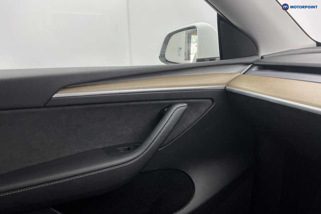 Tesla Model Y Rwd 5Dr Auto Automatic Electric SUV - Stock Number (1646734) - 17th supplementary image