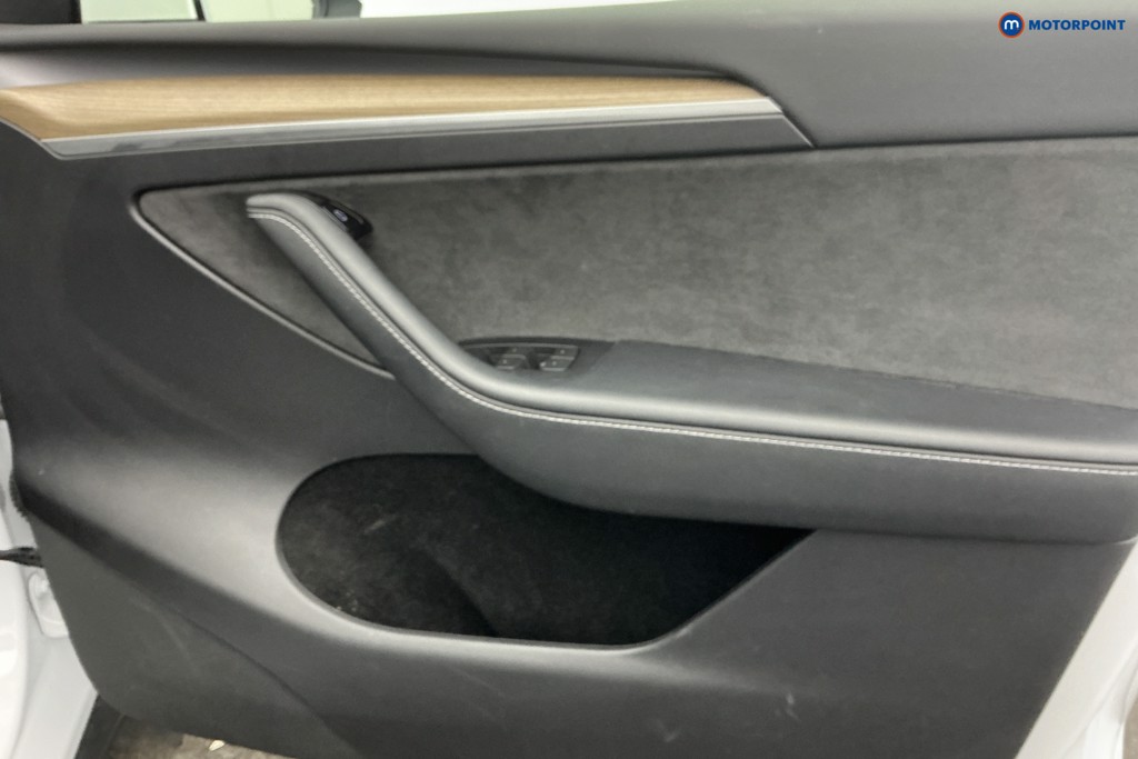 Tesla Model Y Rwd 5Dr Auto Automatic Electric SUV - Stock Number (1646734) - 22nd supplementary image