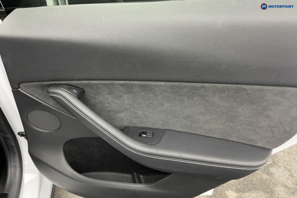 Tesla Model Y Rwd 5Dr Auto Automatic Electric SUV - Stock Number (1646734) - 24th supplementary image