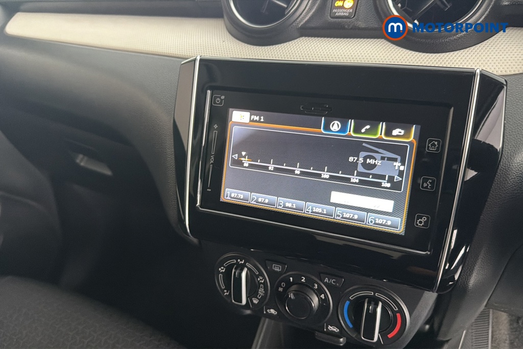 Suzuki Swift Sz-T Manual Petrol Hatchback - Stock Number (1646808) - 8th supplementary image