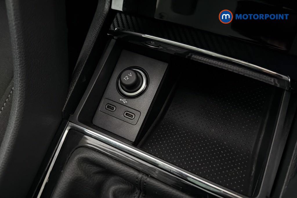 Skoda Karoq Se Technology Manual Petrol SUV - Stock Number (1647329) - 17th supplementary image