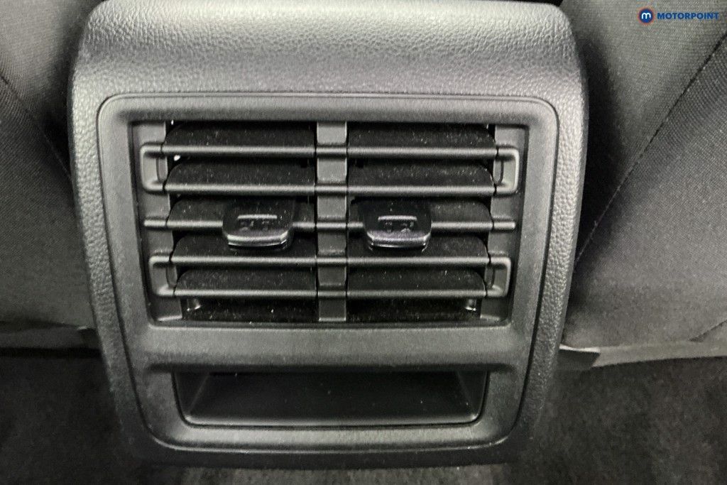 Volkswagen Golf Life Manual Petrol Hatchback - Stock Number (1647901) - 10th supplementary image