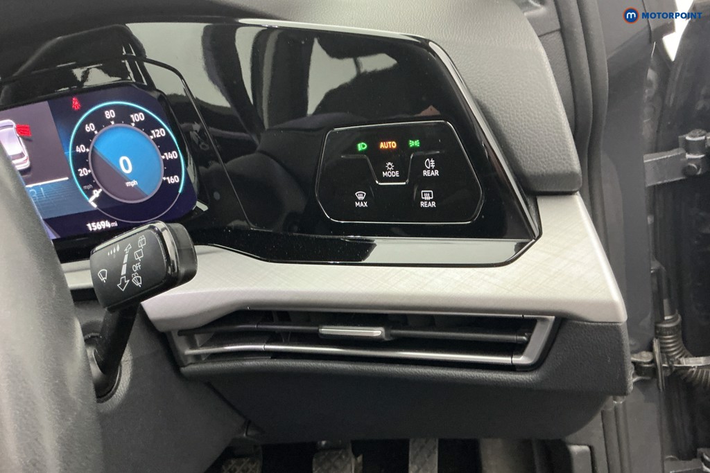 Volkswagen Golf Life Manual Petrol Hatchback - Stock Number (1647901) - 22nd supplementary image