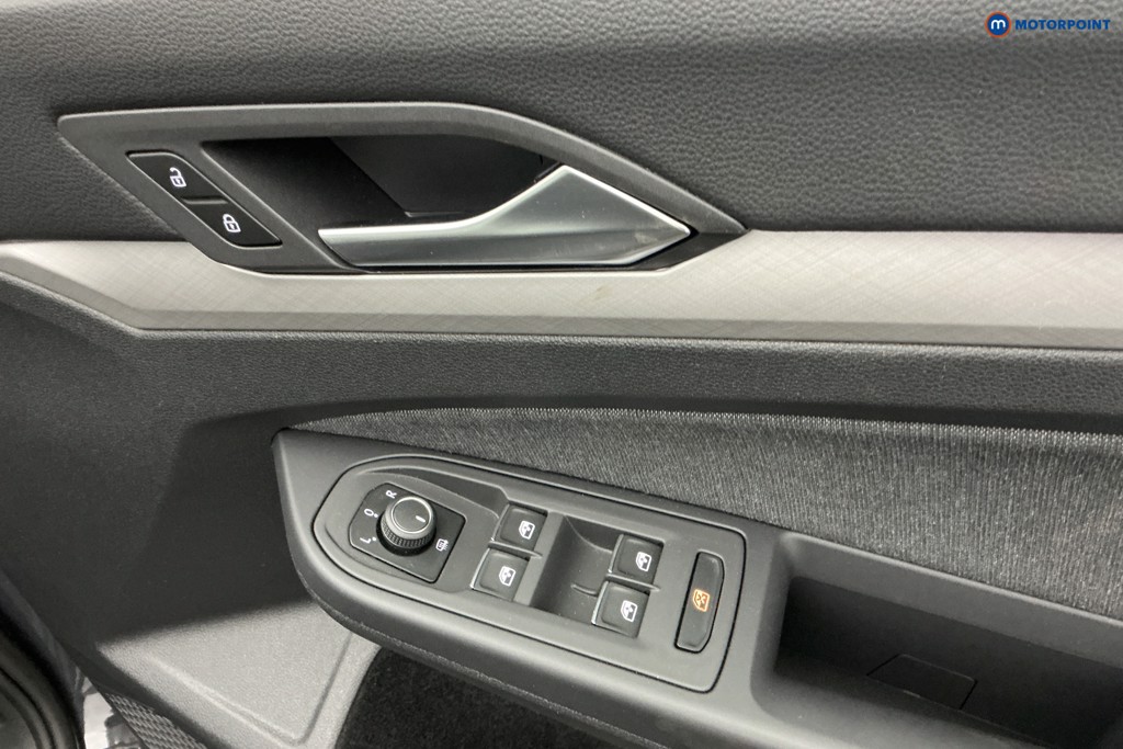 Volkswagen Golf Life Manual Petrol Hatchback - Stock Number (1647901) - 25th supplementary image