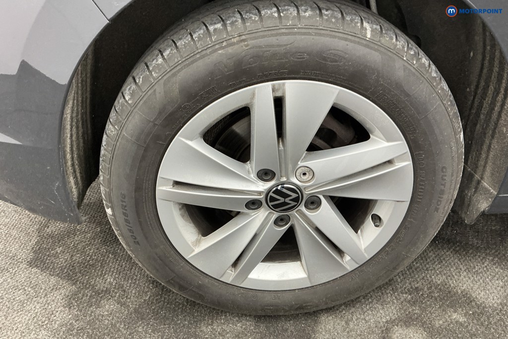 Volkswagen Golf Life Manual Petrol Hatchback - Stock Number (1647901) - 32nd supplementary image