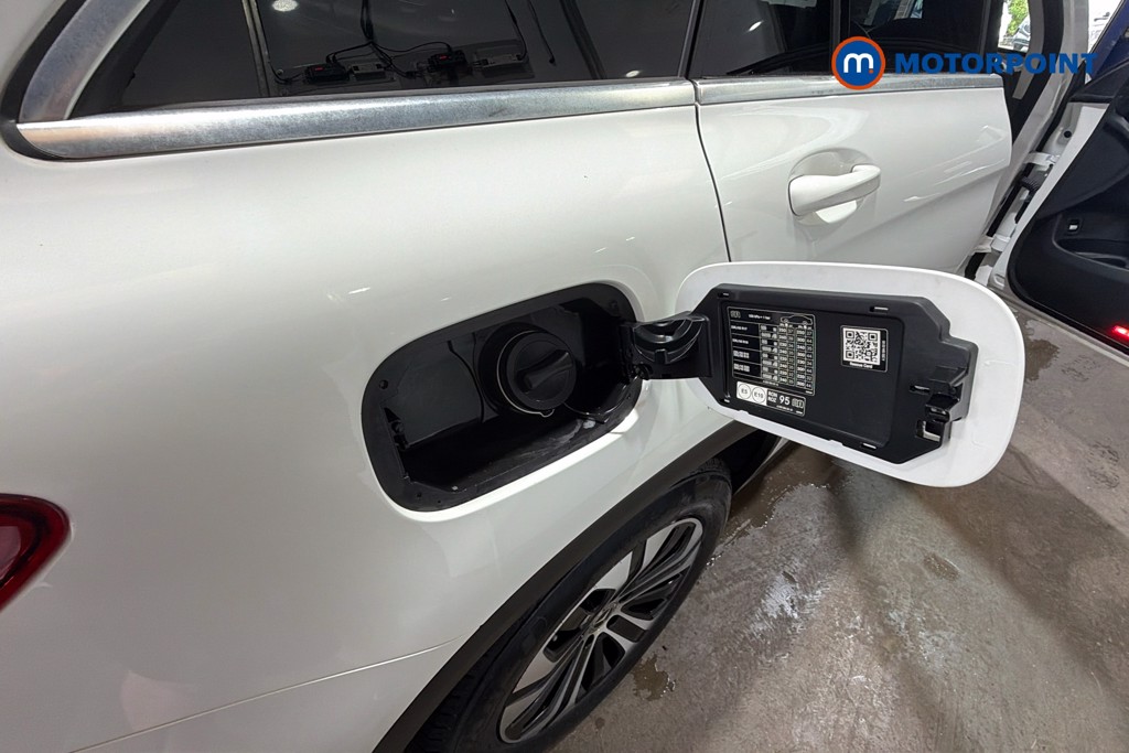 Mercedes-Benz GLC Sport Automatic Petrol SUV - Stock Number (1648130) - 41st supplementary image