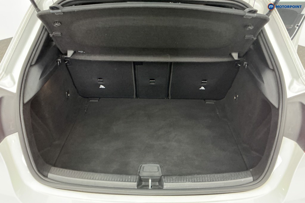 Mercedes-Benz A Class Amg Line Manual Petrol Hatchback - Stock Number (1648738) - 3rd supplementary image