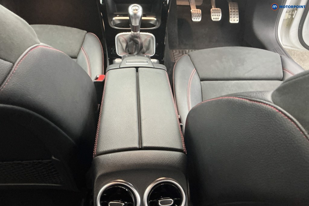 Mercedes-Benz A Class Amg Line Manual Petrol Hatchback - Stock Number (1648738) - 11th supplementary image