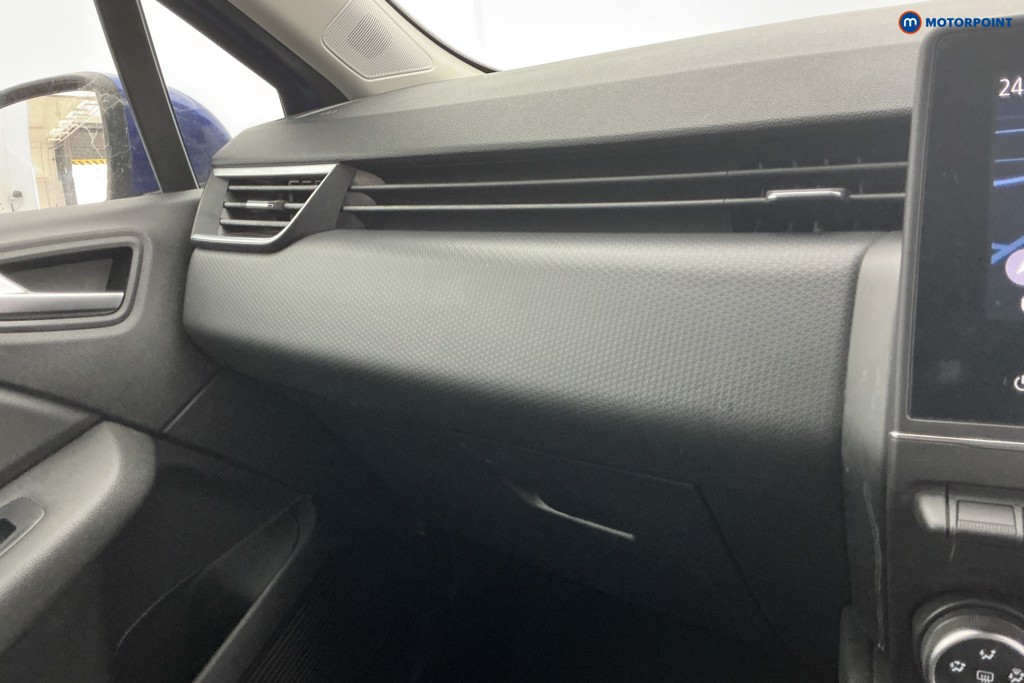 Renault Clio Iconic Manual Petrol Hatchback - Stock Number (1648821) - 15th supplementary image