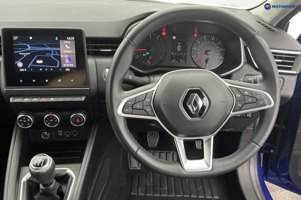 Renault Clio Iconic Manual Petrol Hatchback - Stock Number (1648821) - 1st supplementary image