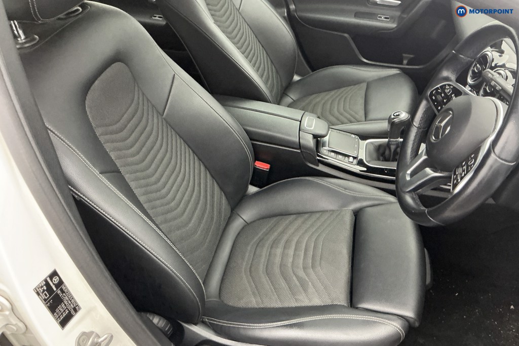 Mercedes-Benz A Class SE Manual Petrol Hatchback - Stock Number (1648990) - 5th supplementary image