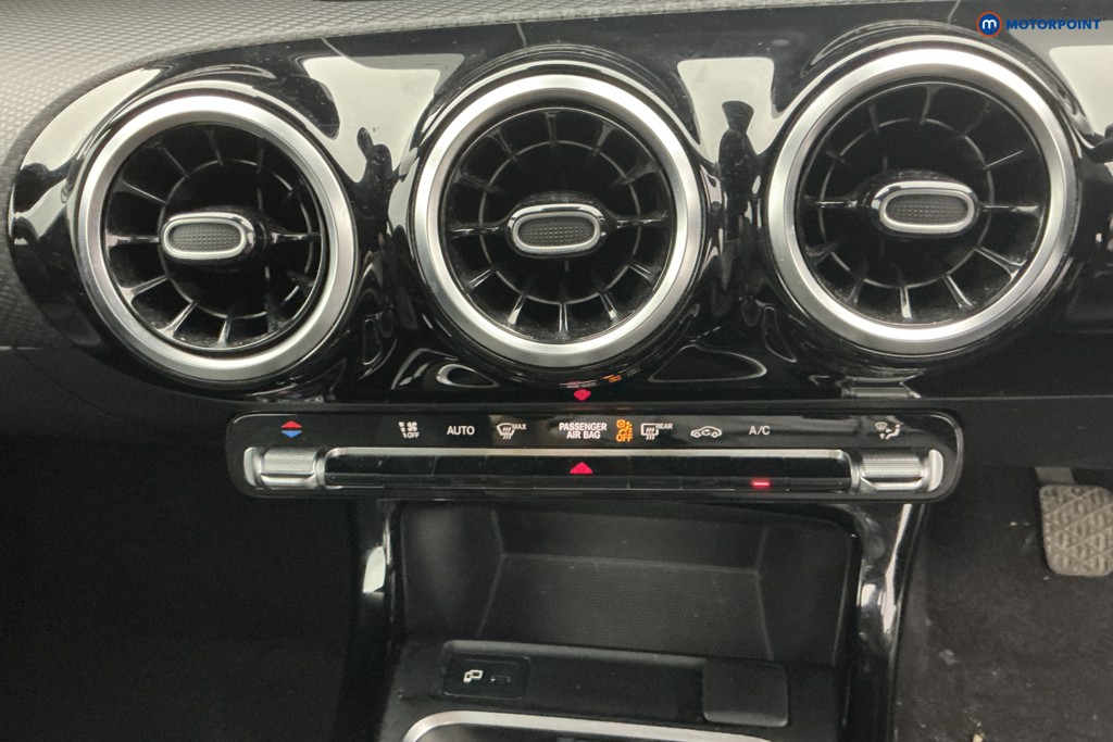 Mercedes-Benz A Class SE Manual Petrol Hatchback - Stock Number (1648990) - 16th supplementary image