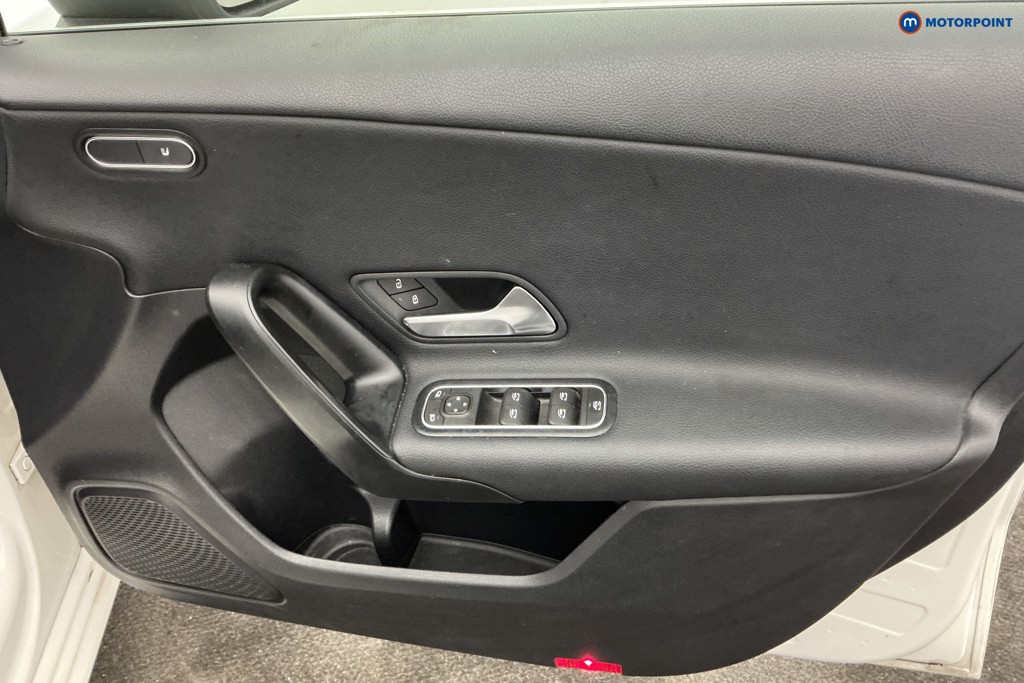 Mercedes-Benz A Class SE Manual Petrol Hatchback - Stock Number (1648990) - 23rd supplementary image