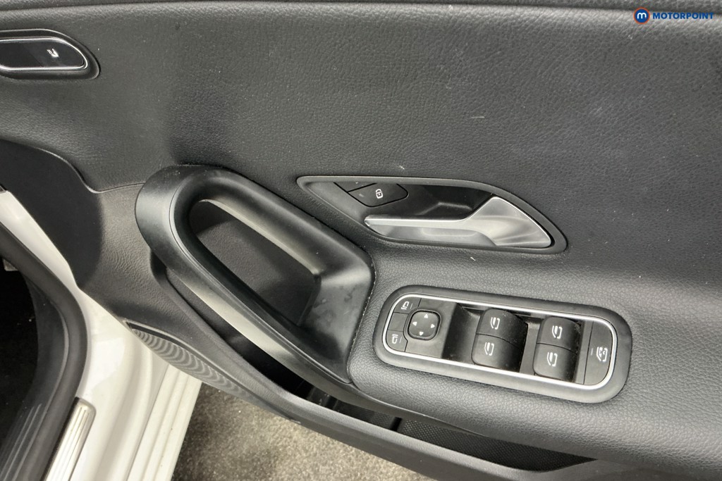 Mercedes-Benz A Class SE Manual Petrol Hatchback - Stock Number (1648990) - 24th supplementary image