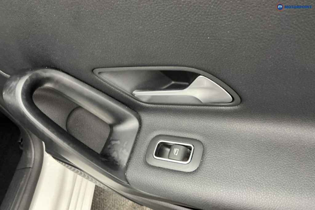 Mercedes-Benz A Class SE Manual Petrol Hatchback - Stock Number (1648990) - 26th supplementary image